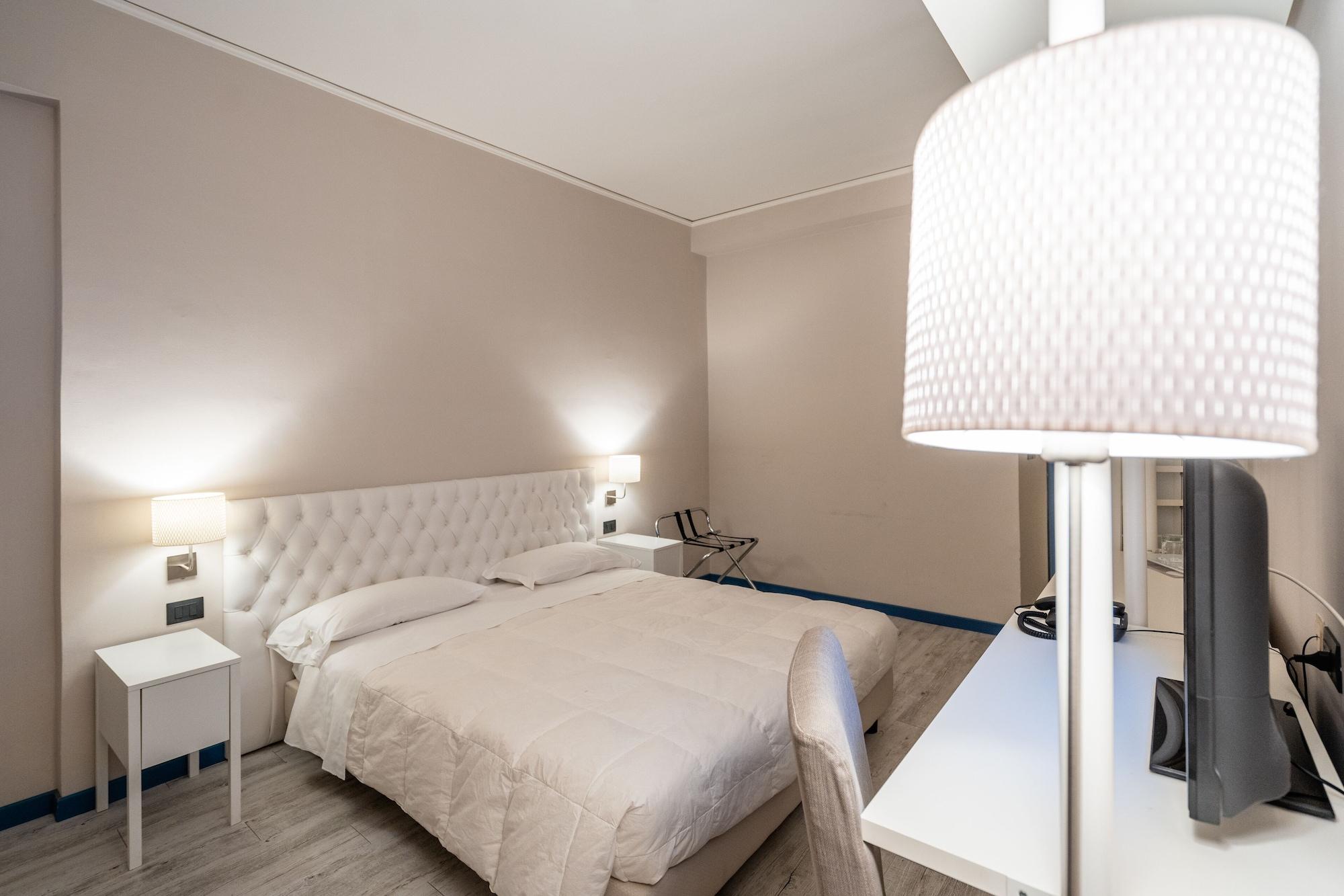 Europa Palace Hotel Мессина Экстерьер фото