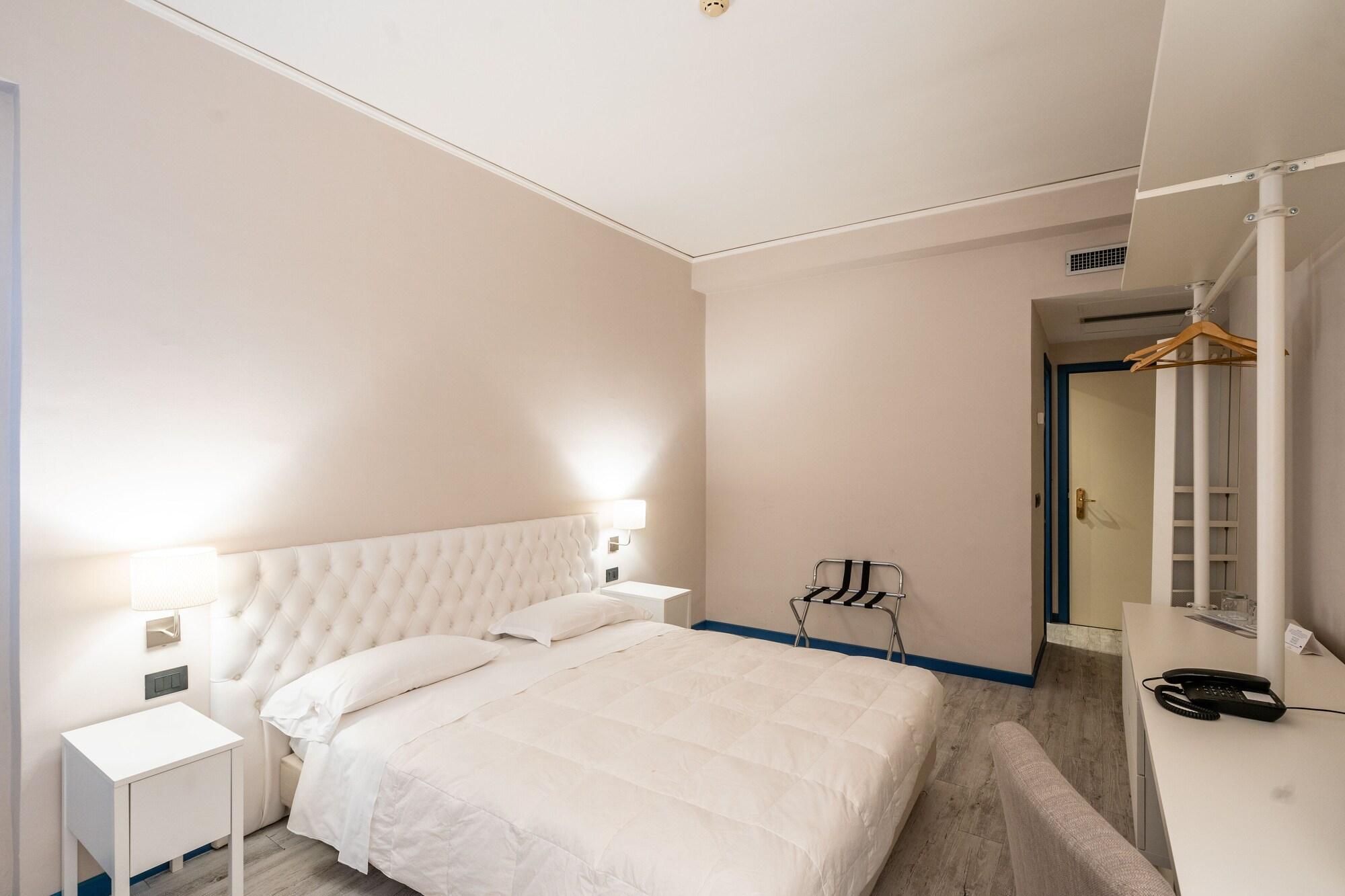 Europa Palace Hotel Мессина Экстерьер фото