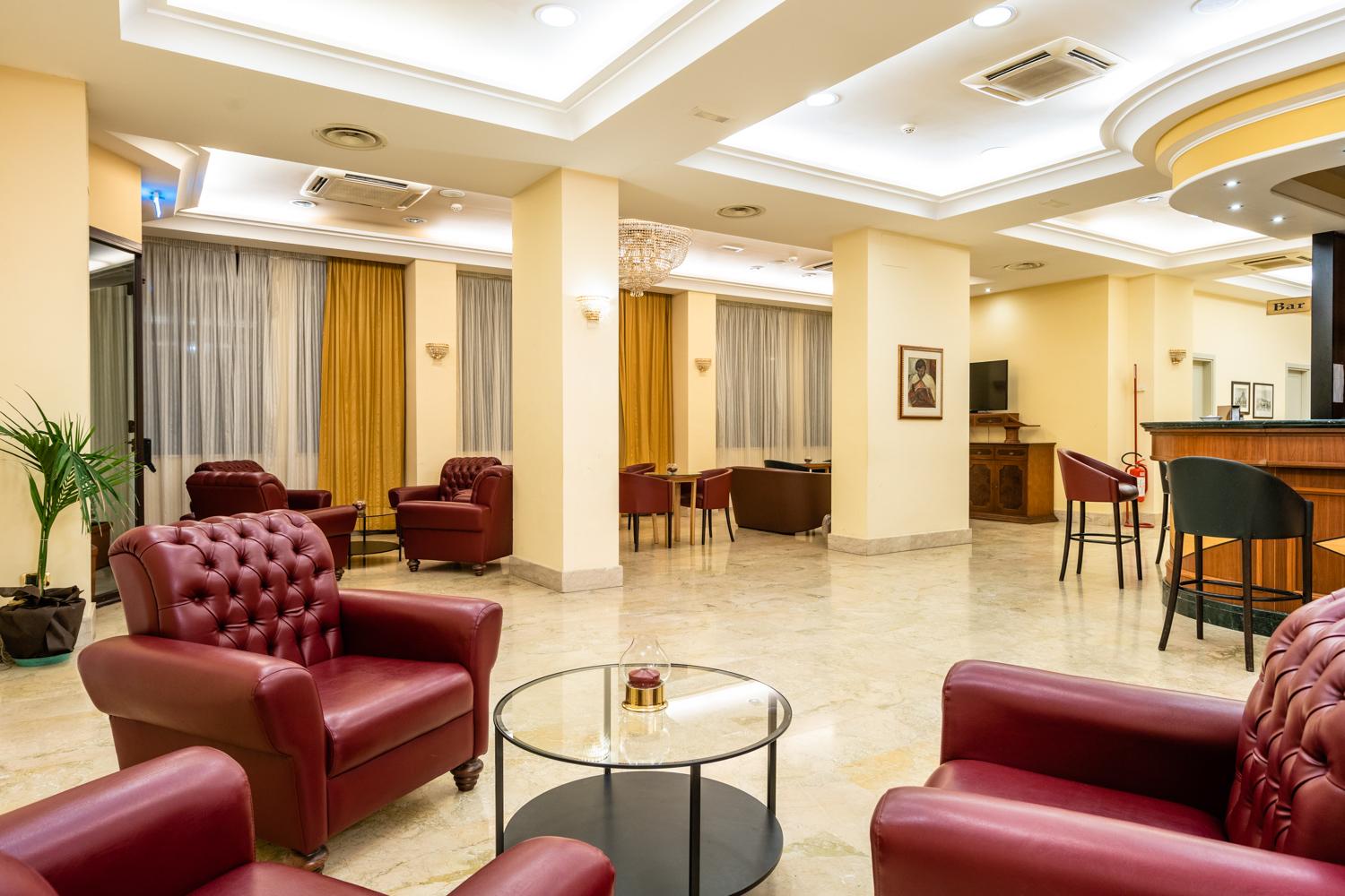 Europa Palace Hotel Мессина Экстерьер фото