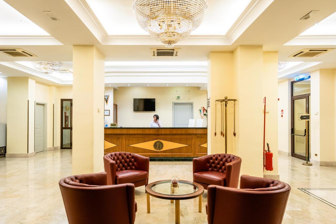 Europa Palace Hotel Мессина Экстерьер фото